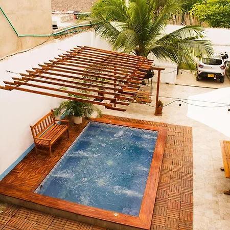 Casa De Playa En La Boquilla Con Piscina *